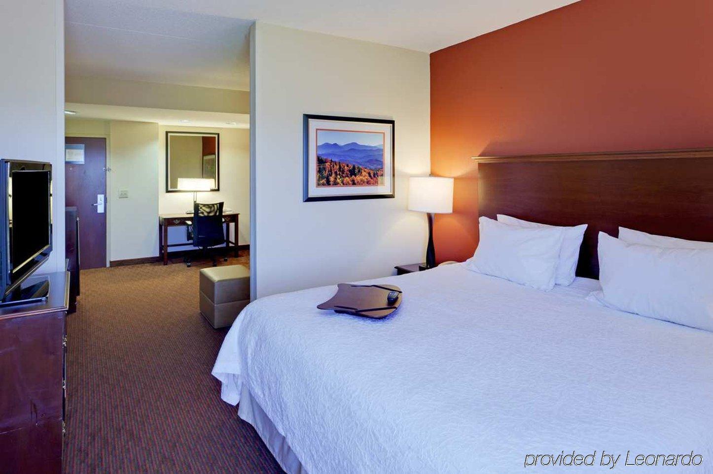 Hampton Inn Waynesboro/Stuarts Draft Fishersville Exterior foto